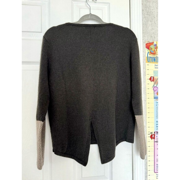 Knyt & Lynk 100% Cashmere Women’s Medium Sweater Tan Grey V Neck - Picture 9 of 9